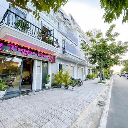 Khach San Trieu Dang Hotel Туй Хоа Екстериор снимка