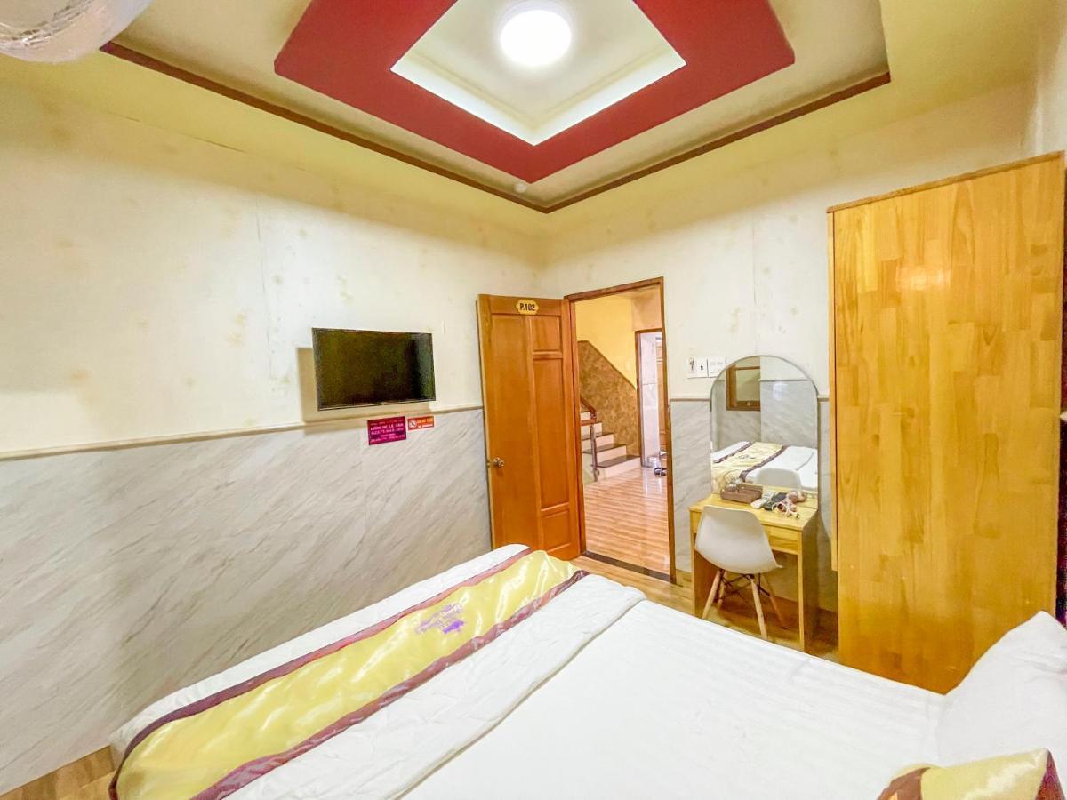 Khach San Trieu Dang Hotel Туй Хоа Екстериор снимка