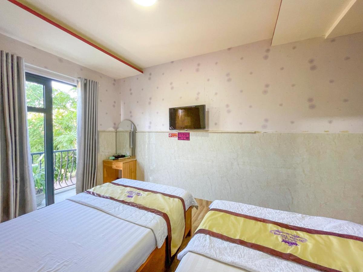 Khach San Trieu Dang Hotel Туй Хоа Екстериор снимка